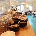 Adapt - Adlershof 4*
