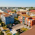 Adapt - Adlershof Βερολίνο