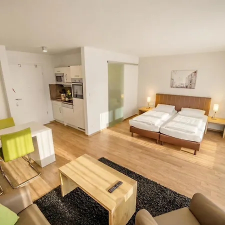 Adapt - Adlershof 4*