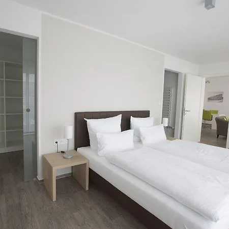 Hotel apartamentowy Adapt - Adlershof 4*