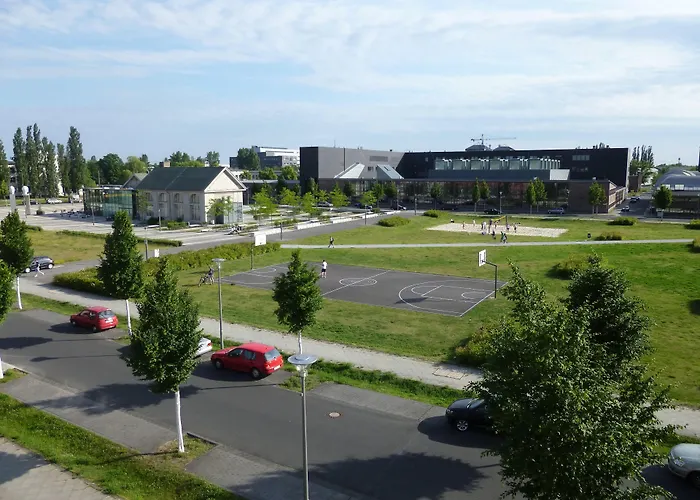 Apart-hotel Adapt - Adlershof