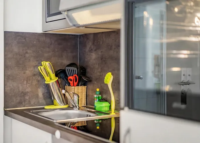 Apart-hotel Adapt - Adlershof