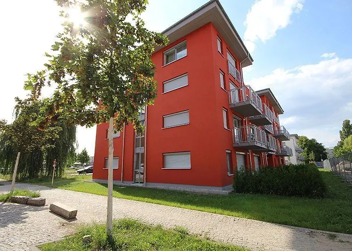 アパートホテル Adapt - Adlershof 4*