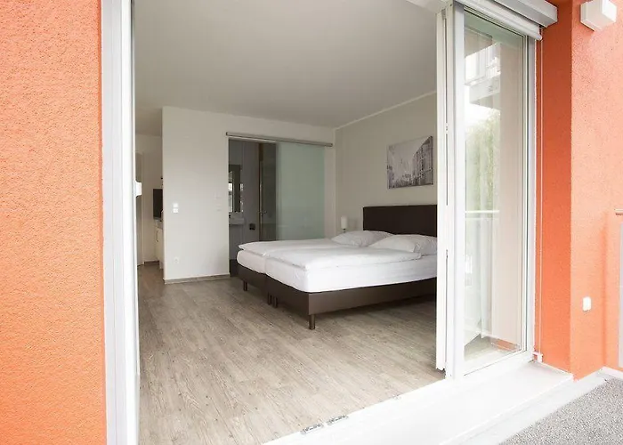 Adapt - Adlershof ベルリン