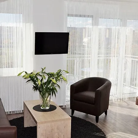 Apartmanhotel Adapt - Adlershof 4*