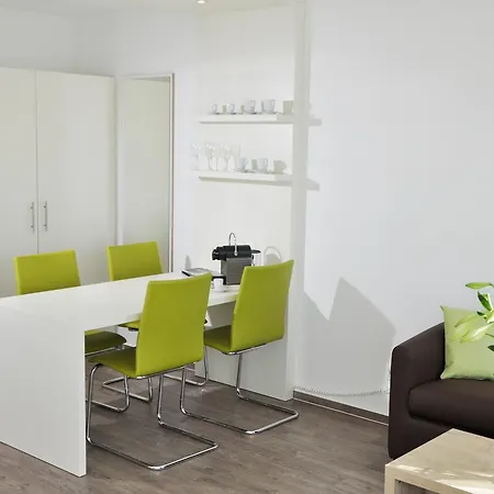 Adapt - Adlershof 4*